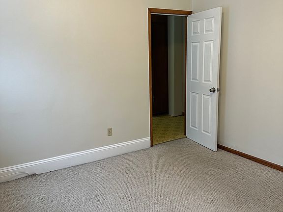 3rd image of 200 N 7th Ave Floor 2