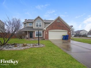 785 Hummingbird Ln, Whiteland, IN 46184