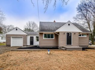 1153 Kingston Rd, Uniontown, OH 44685