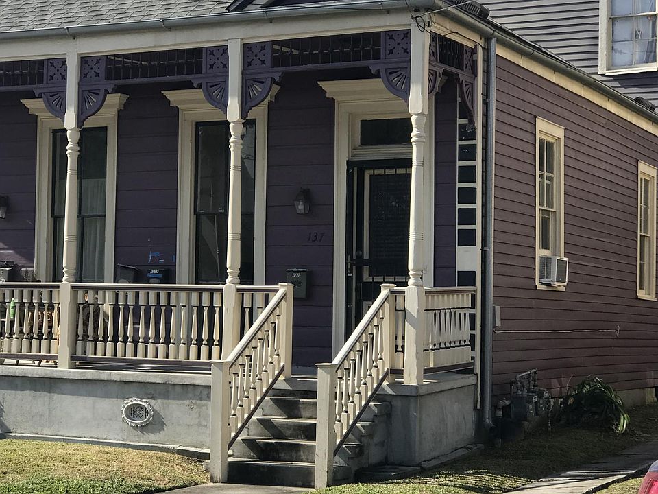 1st image of 137 S Gayoso St