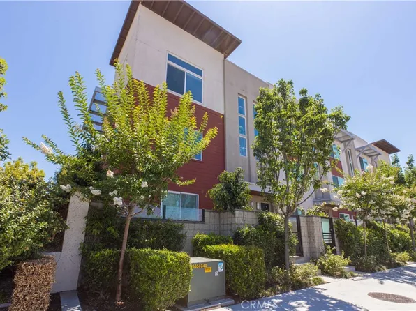 5786 Acacia Ln, Lakewood, CA 90712