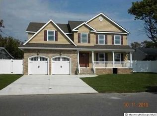2323 Cardinal Dr, Point Pleasant Beach, NJ 08742