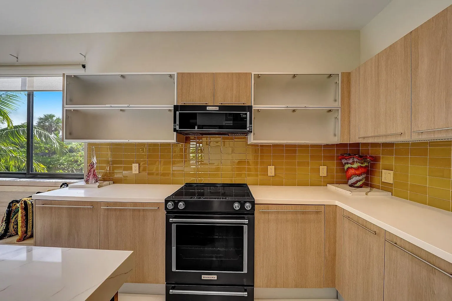 3 bed, 2606 sqft, $6,000 — Photo 3