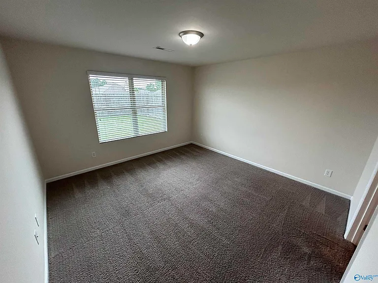 122 Daymark Dr — Photo 21