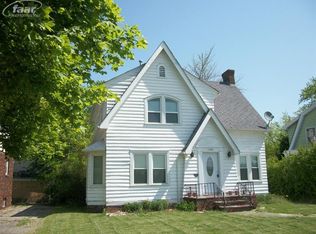 1543 Kearsley Park Blvd, Flint, MI 48506