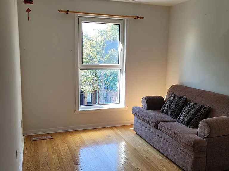 21 Sego Royalway — Photo 12
