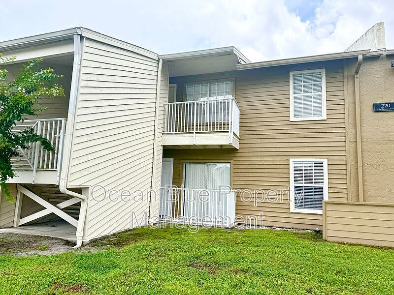 1st image of 220 Lake Parsons Grn Unit 102