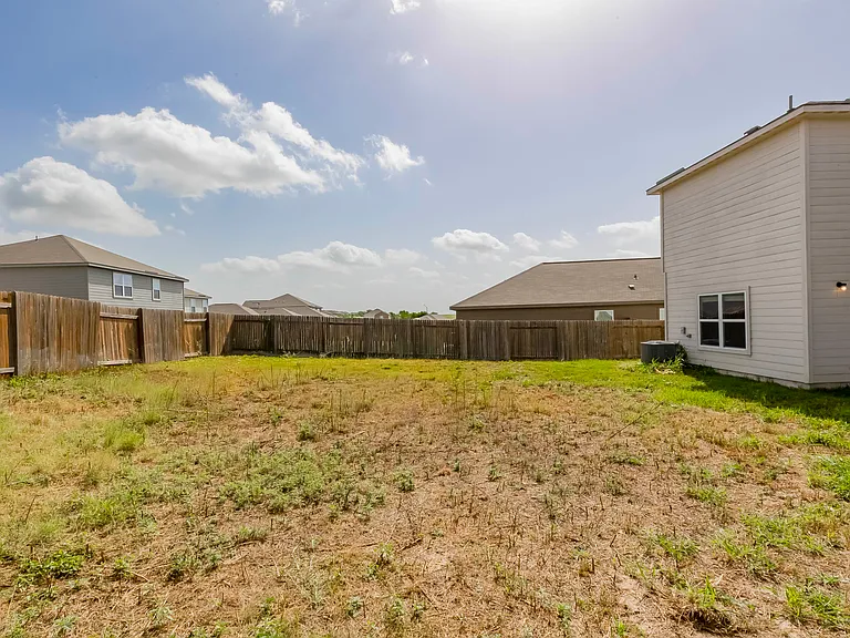 117 Fairfax Ln — Photo 42