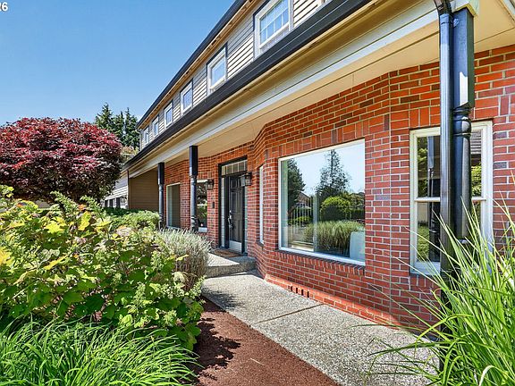 2nd image of 3606 SE 151st Ct