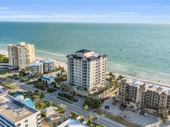 9235 Gulf Shore DR #PH-01, NAPLES, FL 34108
