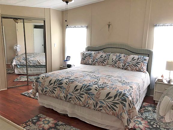 4th image of 2550 Tara Blvd #194