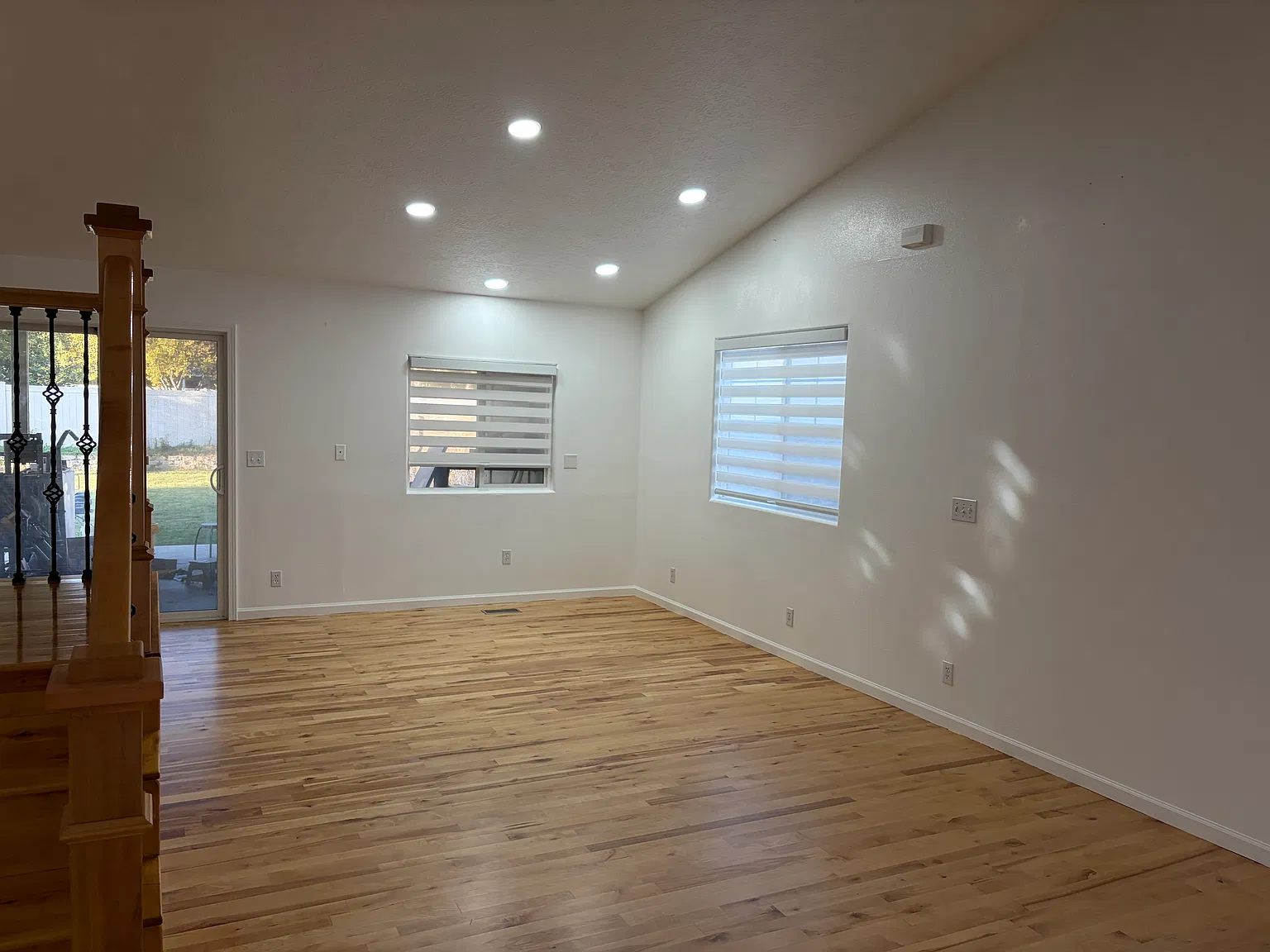4 bed, 2.5 bath, 1667 sqft, $2,495 — Photo 2