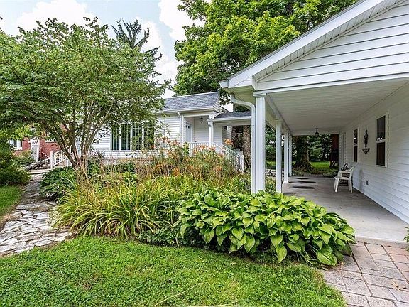 5th image of 705 Spears Ln