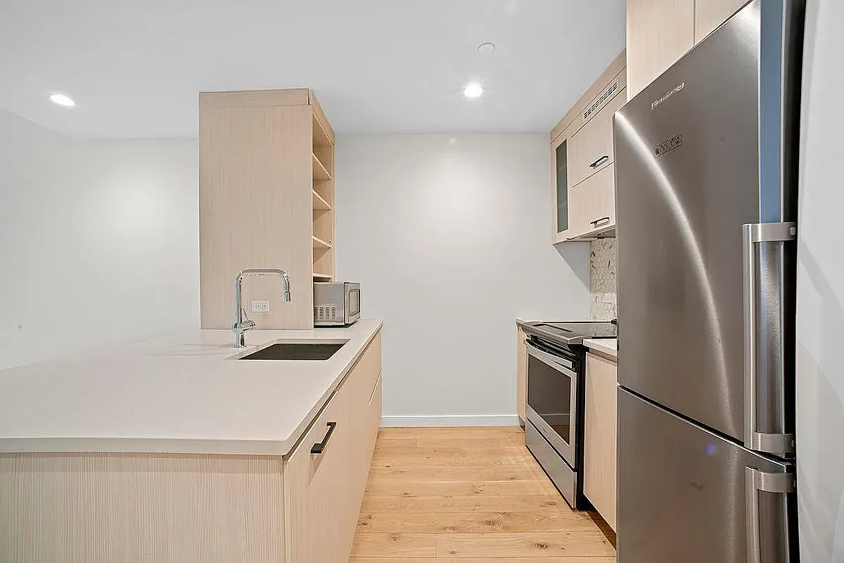 555 Waverly Avenue — Photo 2