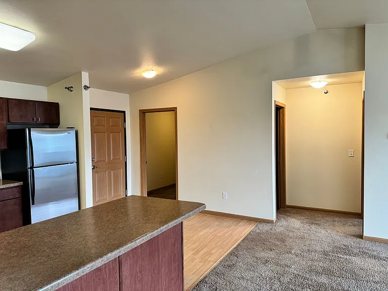 West Lake III Apartments — Photo 96