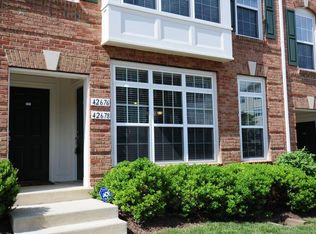 42678 Hollyhock Ter, Ashburn, VA 20148