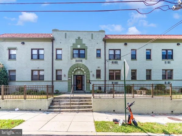 315 Evarts St NE APT 209, Washington, DC 20002