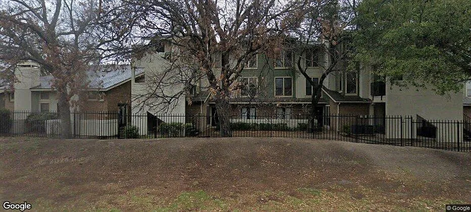 2 bed, 2.5 bath, 1229 sqft, $1,550 — Photo 1