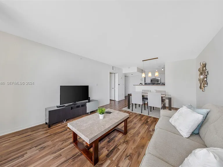 1155 Brickell Bay Dr #2207 — Photo 8