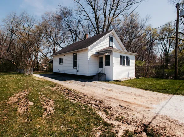 711 A St, La Porte, IN 46350