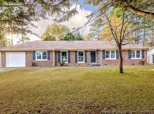 631 Wakefield Dr, Fayetteville, NC 28303