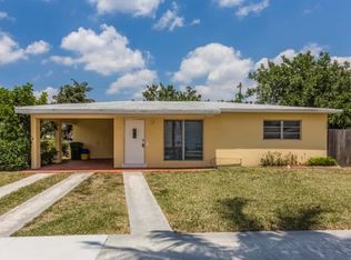 352 Cavalier Rd, Palm Springs, FL 33461