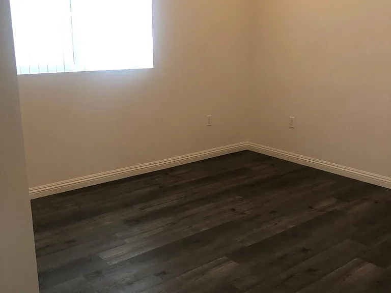 14143 Burbank Blvd #202 — Photo 15