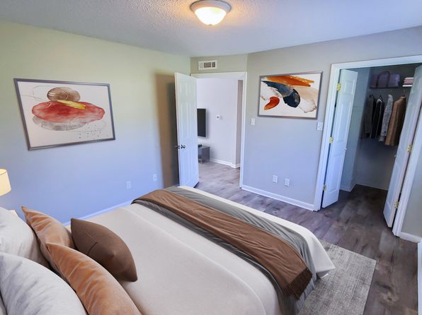 814 Twin Oaks Way APT 312