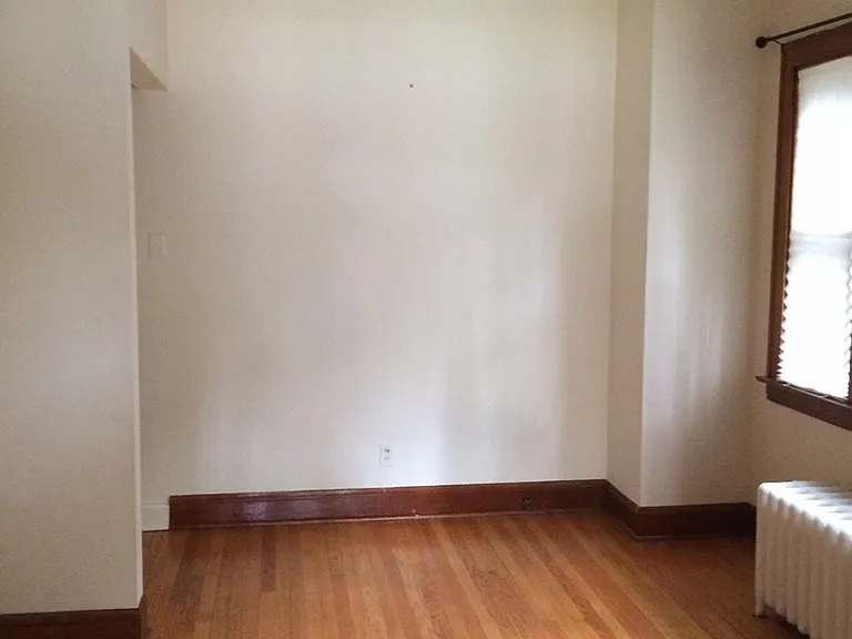 528 Childs St — Photo 9