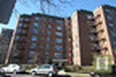 3475 Greystone Avenue in Riverdale