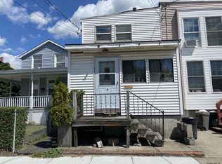 2 1st Ave, Rensselaer, NY 12144