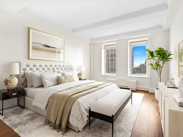 502 Park Avenue image 4 of 11