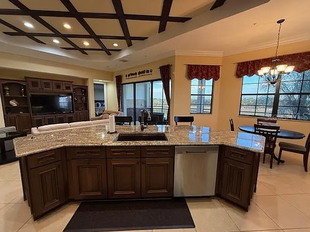 3 bed, 3.0 bath, 2499 sqft, $3,995 — Photo 3