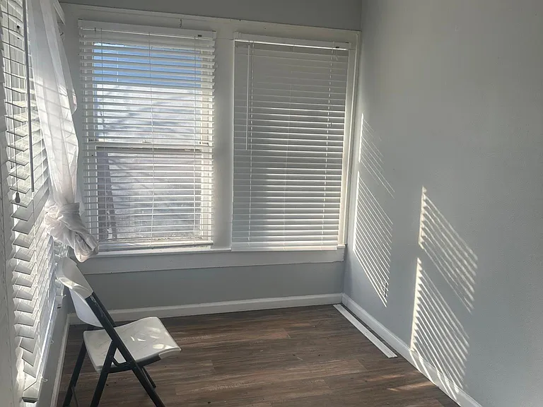 422 N Marsalis Ave #4 — Photo 7
