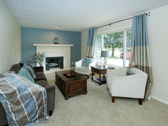 3rd image of 22161 Wynsmythe Dr S
