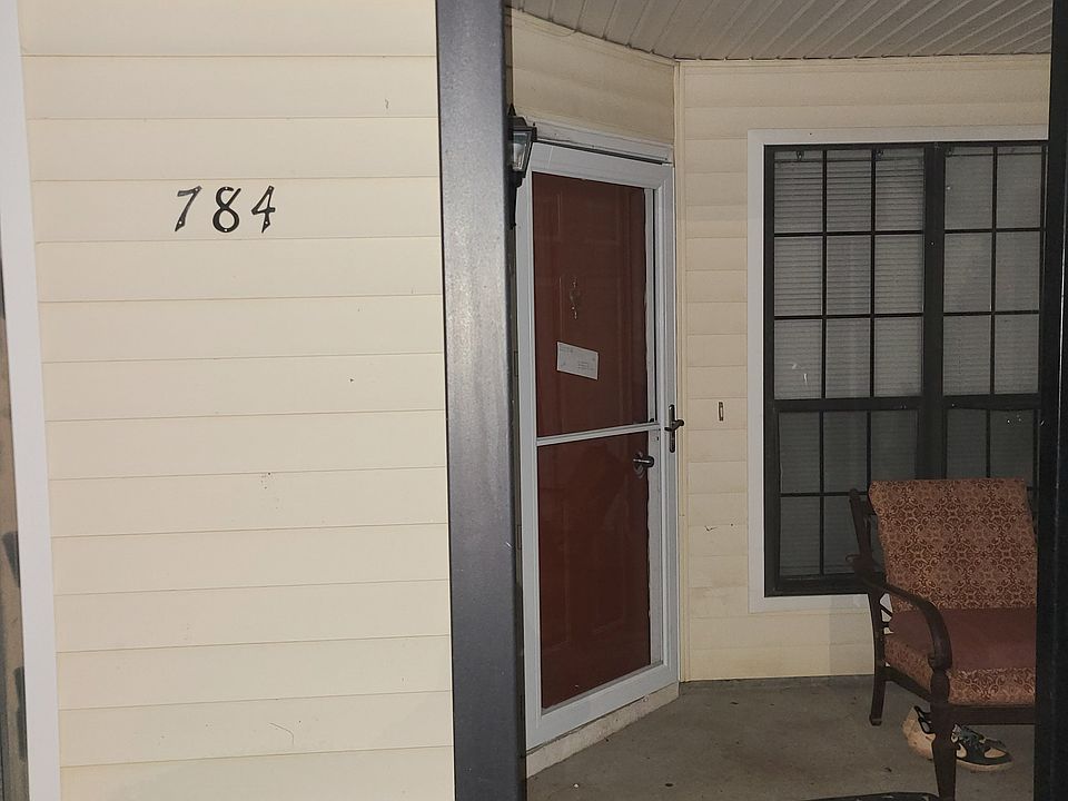 Front Door, 1st Floor access