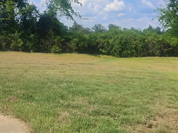 12042 County Road 4102, Lindale, TX 75771