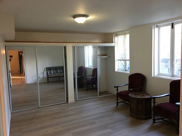 956 W Hillcrest Blvd