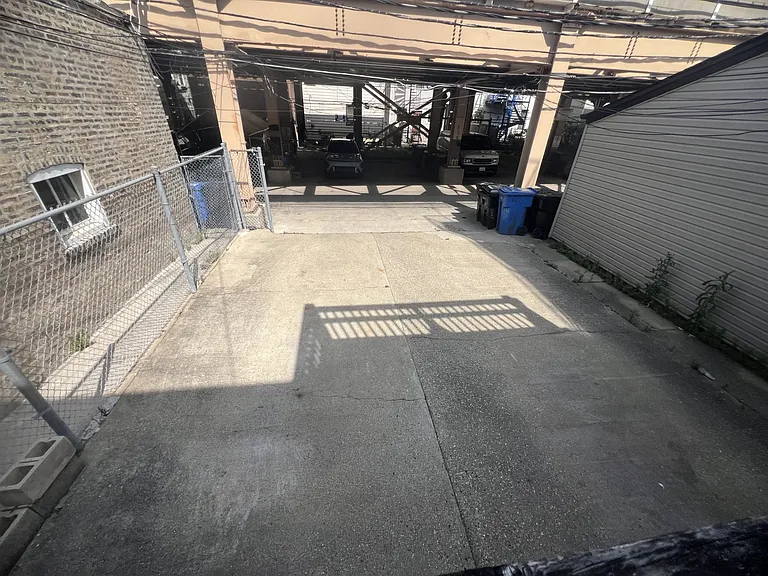 3543 N Sheffield Ave #1 — Photo 10