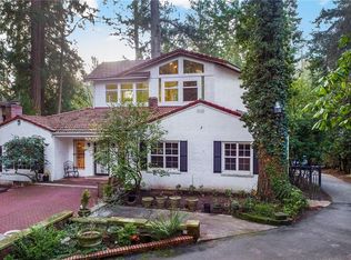 18241 Ballinger Way NE, Seattle, WA 98155