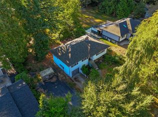 5287 Santa Clara Ave, Saanich, BC V8Y1W6