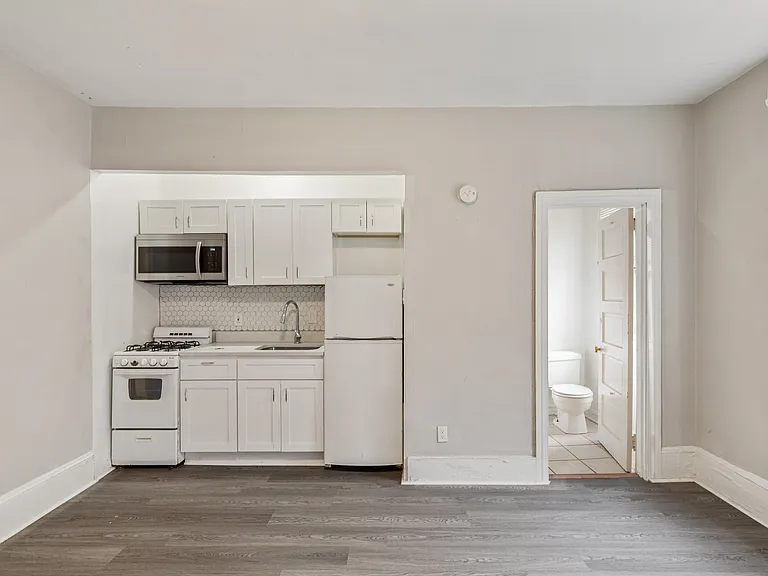 3431 Spring Garden St #B3 — Photo 15