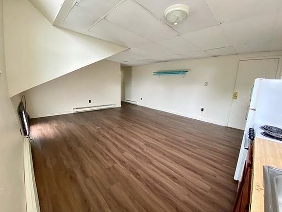 5th image of 2733 Dartmouth College Hwy #12