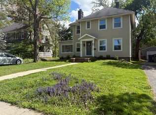3136 Yorkshire Rd, Cleveland Heights, OH 44118