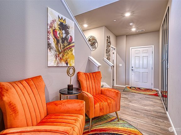 4th image of 1034 Timberline Avenue