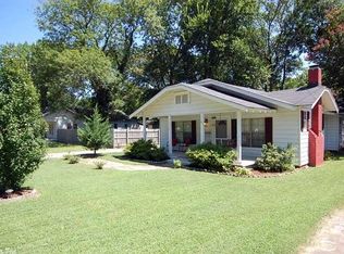 1529 Bruce St, Conway, AR 72034