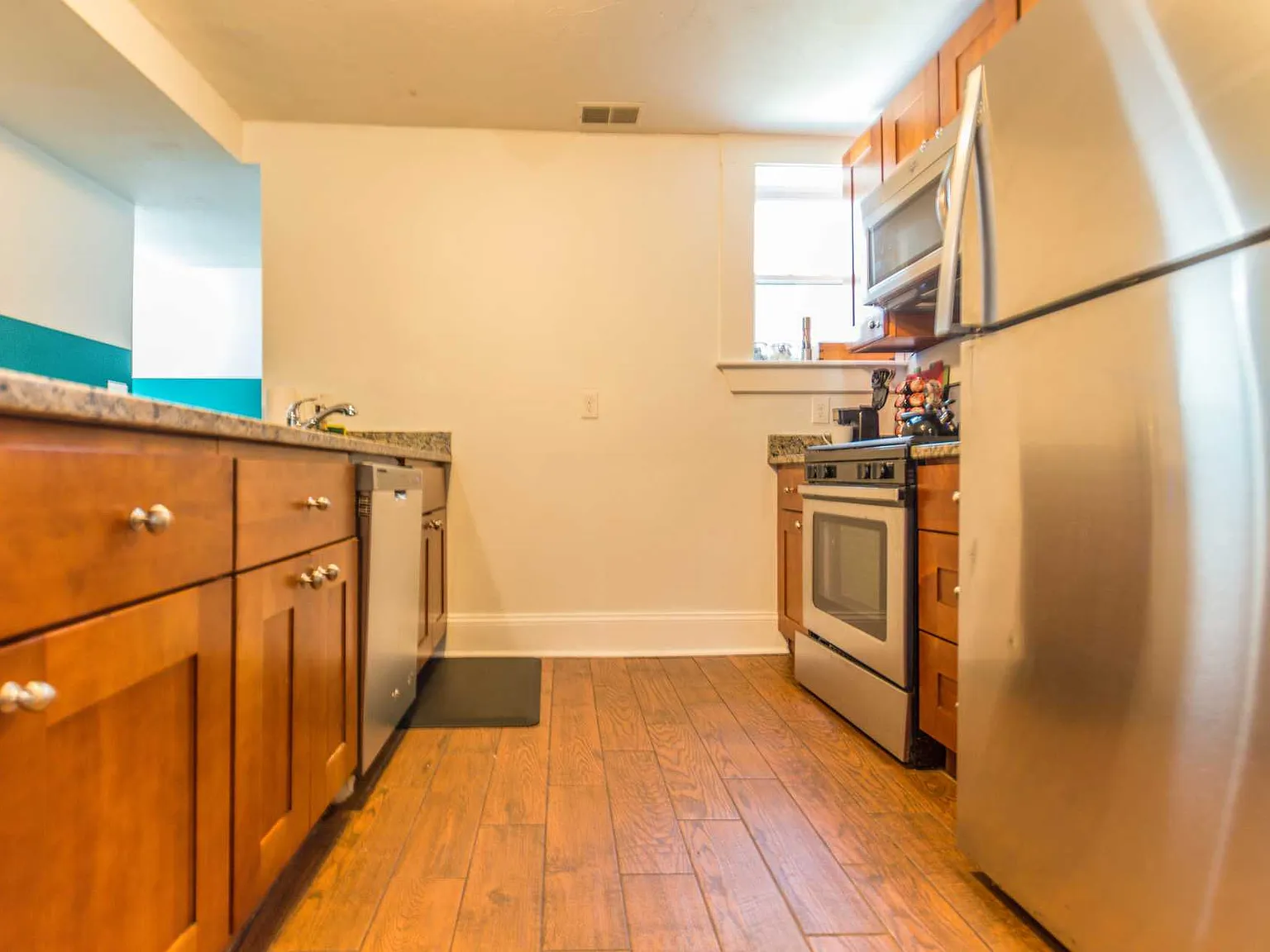 4 bed, $5,600 — Photo 3