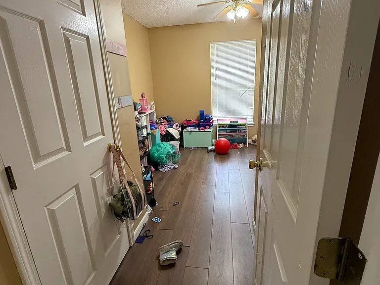 4202 Flora Ave #4200 — Photo 36