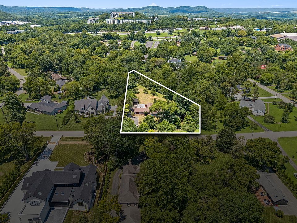 1st image of 725 Newberry Rd