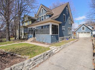 1219 26th Ave NE, Minneapolis, MN 55418